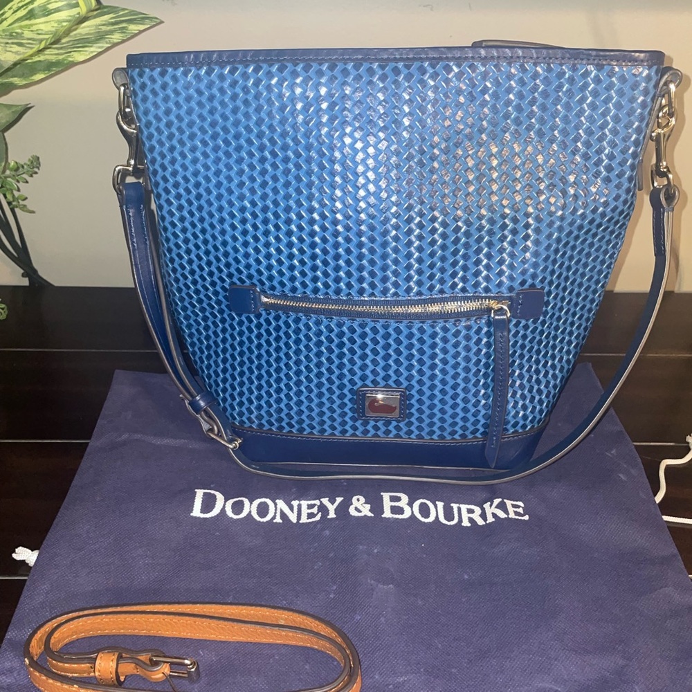 LIKE NEW DOONEY & BURKE